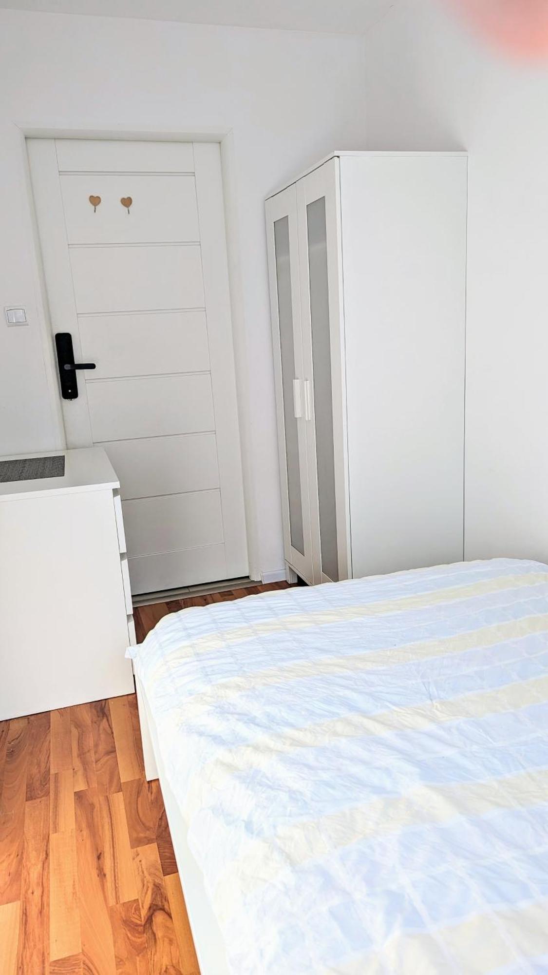 Ursus Rooms-Self Check-In Varşovia Exterior foto