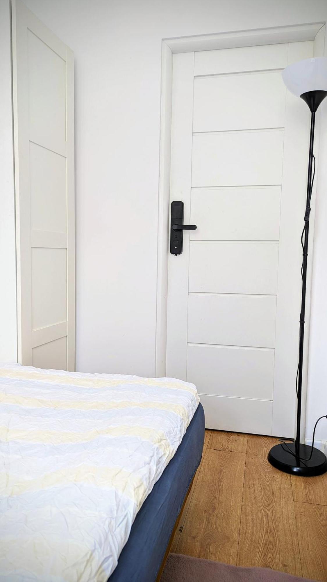 Ursus Rooms-Self Check-In Varşovia Exterior foto